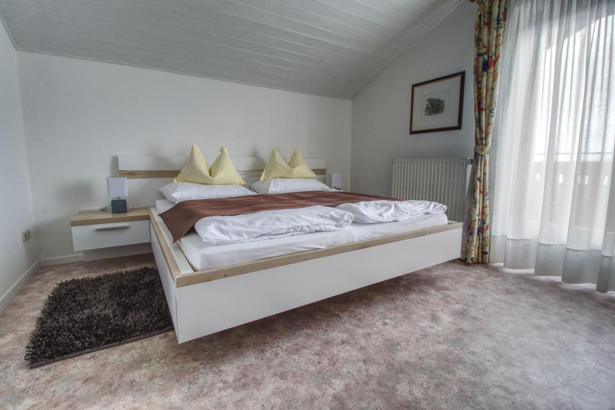 Bed and Breakfast Garni Sonnegg Petersberg Exterior foto